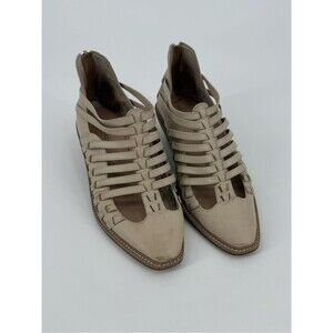 Kelsi Dagger Brooklyn Clinton Caged Leather Shootie | Beige | Size 7
